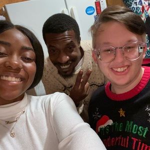 Meet your Posher, Desmond